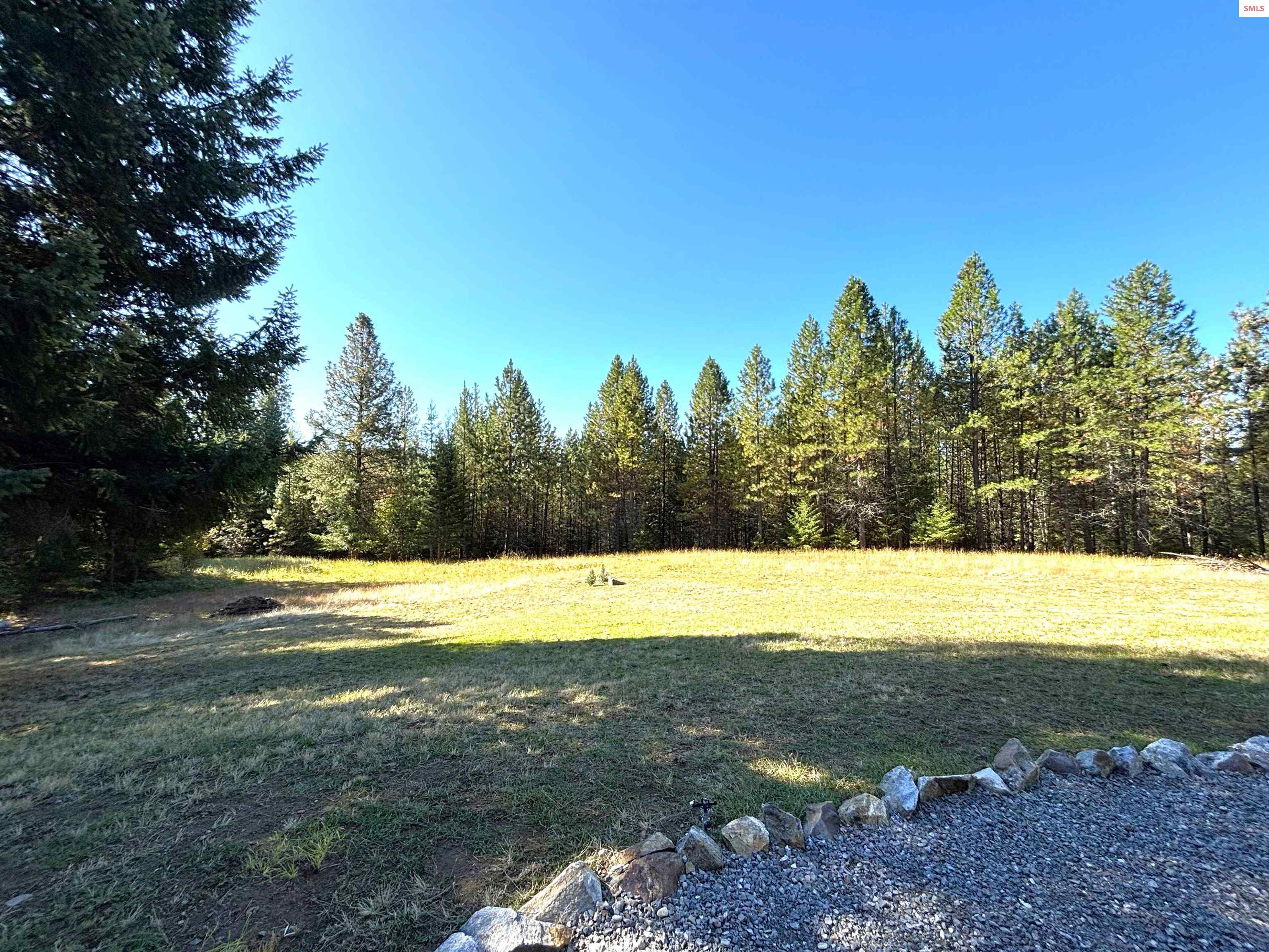 594 Upper Rocky Road Sagle, ID 83860 - Photo 3 of 25 Gallery Image 3