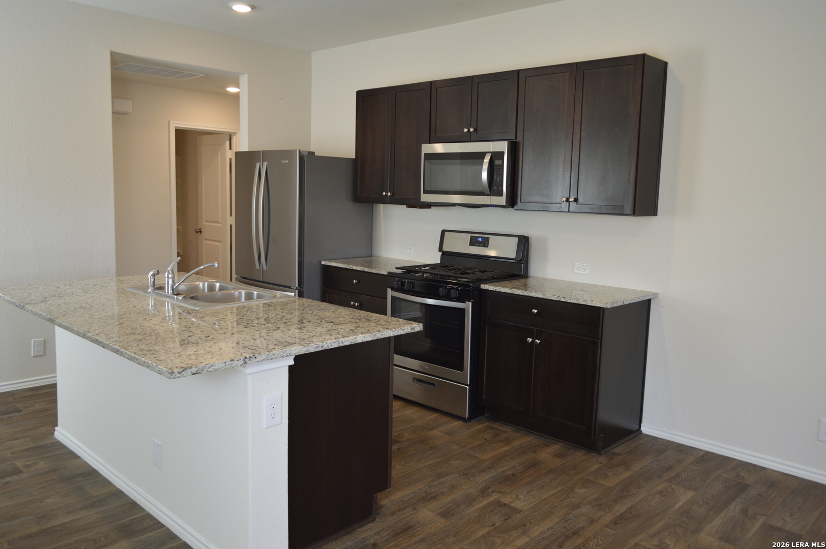 4340 Lake Ritter Street St. Hedwig, TX 78152 - Photo 6 of 28