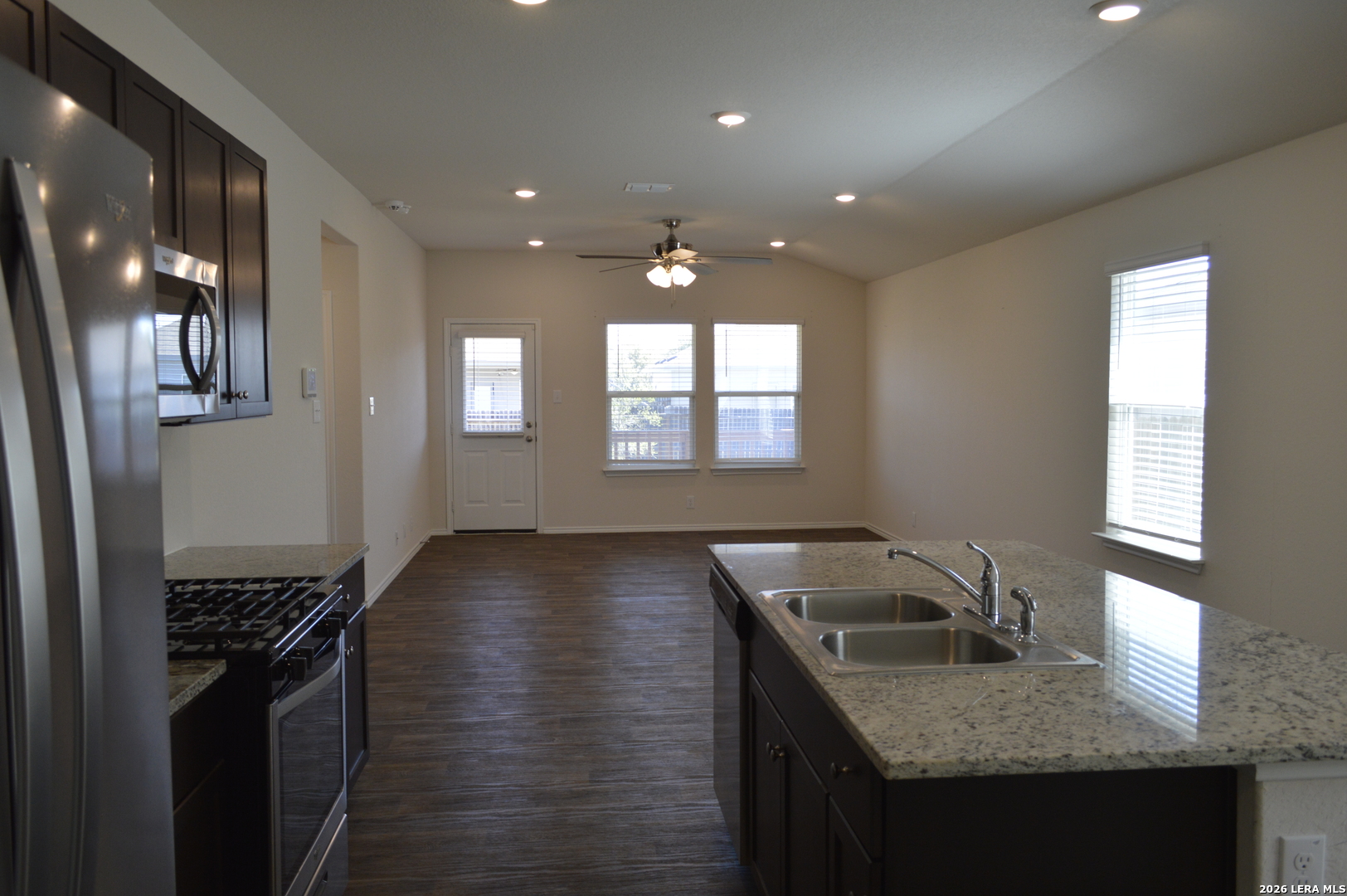 4340 Lake Ritter Street St. Hedwig, TX 78152 - Photo 8 of 28