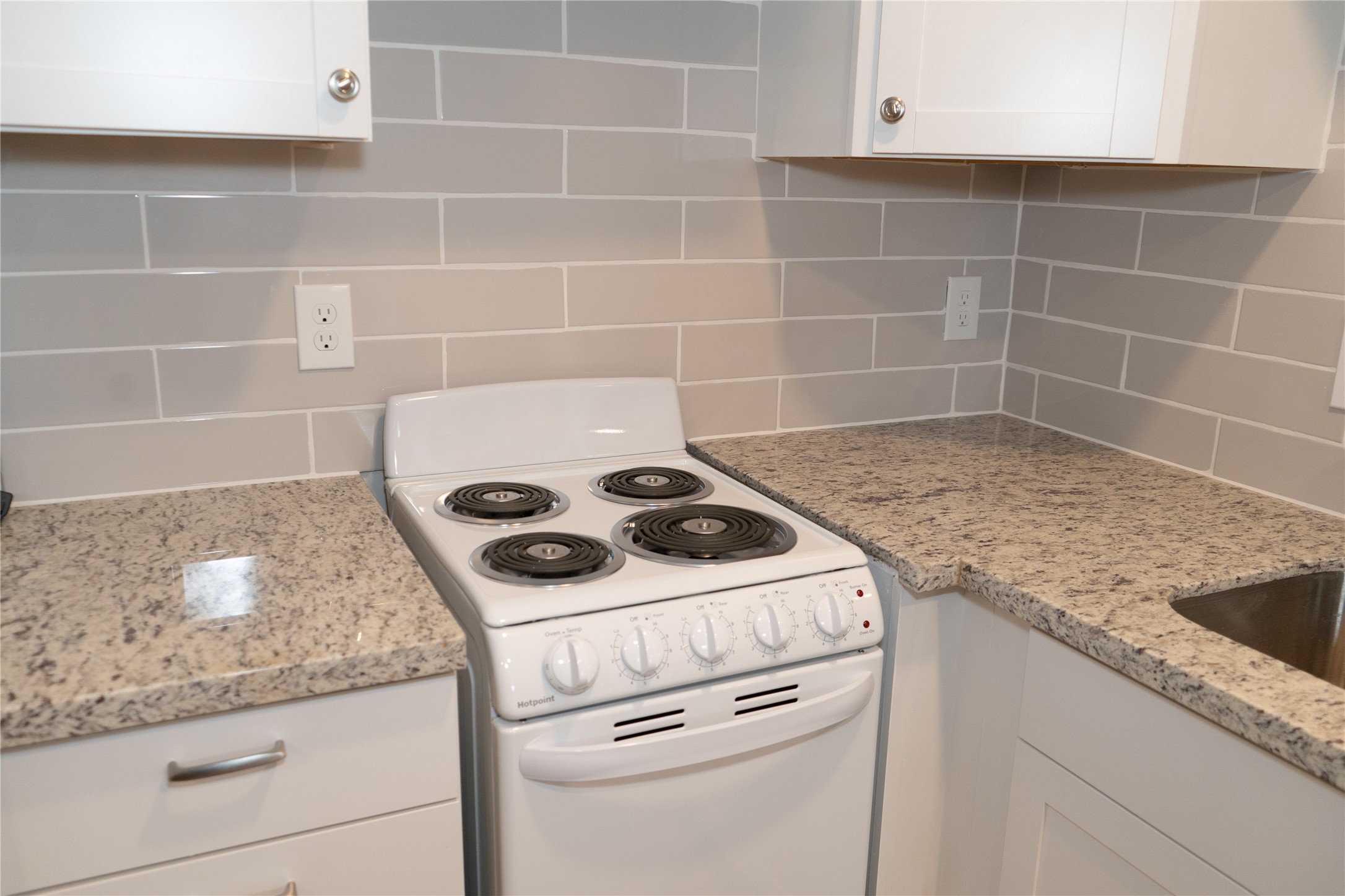 97 Anthony Street, Unit B Austin, TX 78702 - Photo 5 of 16 Kitchen