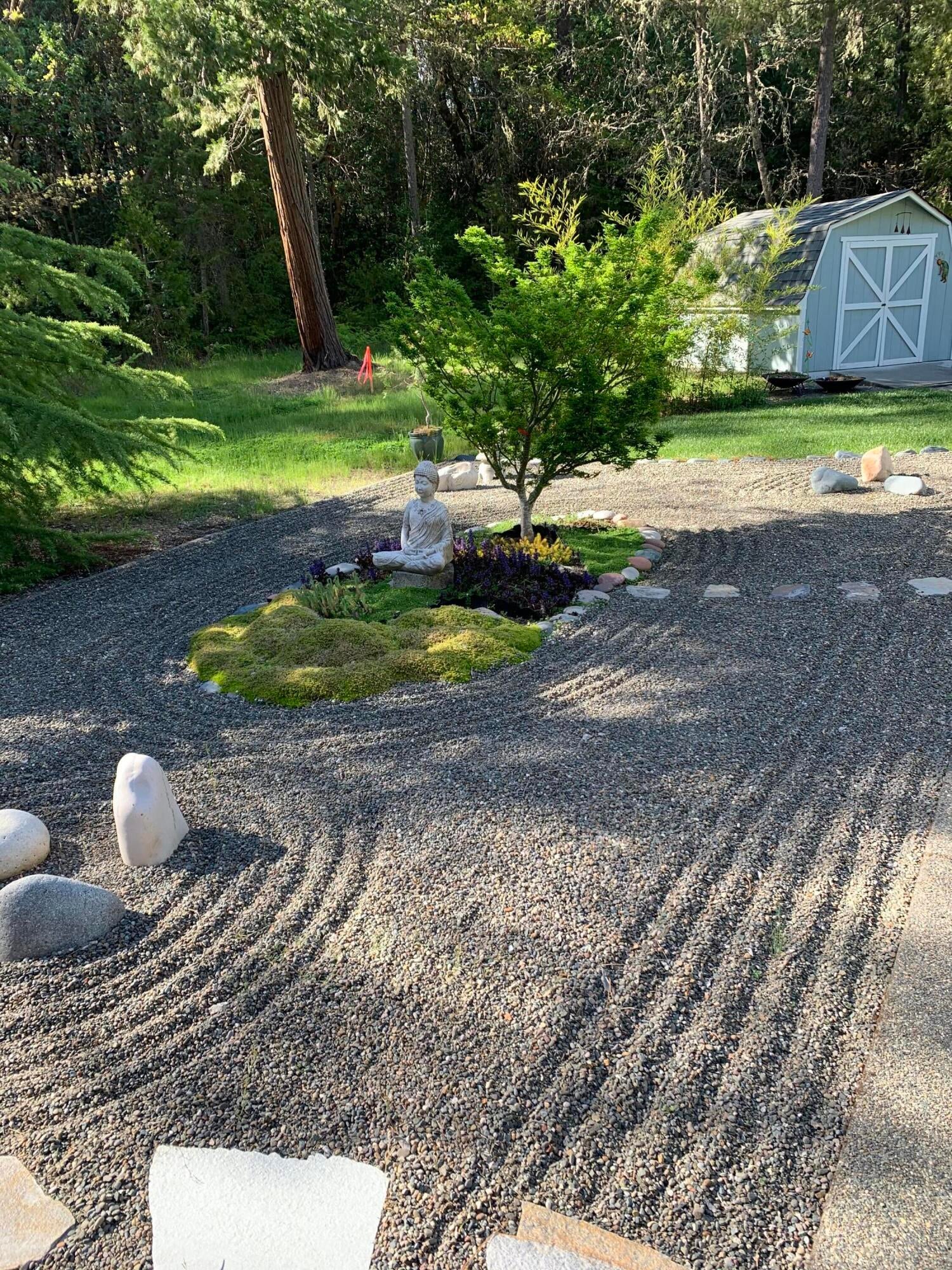 5822 New Hope Road Grants Pass, OR 97527 - Photo 30 of 36 Zen Garden and Shed