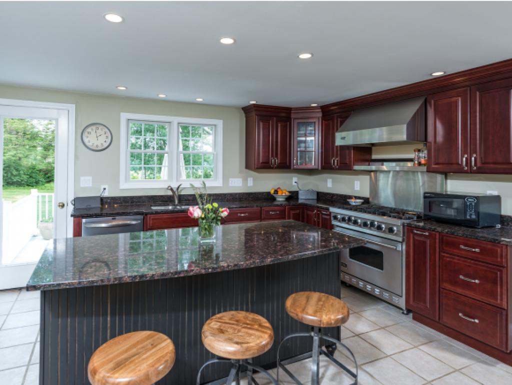 33 Woodside Meadow Road York, ME 03909 - Photo 5 of 27