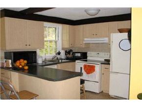 57 Cannongate III Road Nashua, NH 03063 - Photo 2 of 9 Gallery Image 2