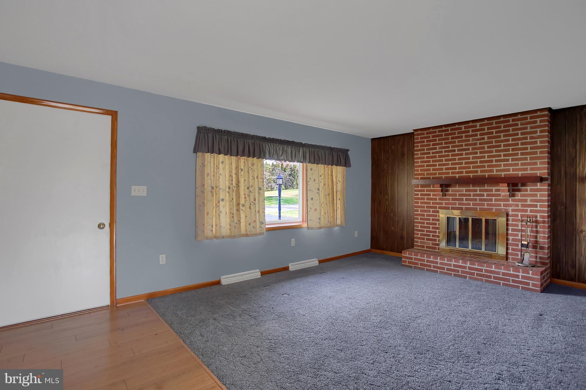 12 Farm Lane Lititz, PA 17543 - Photo 4 of 22