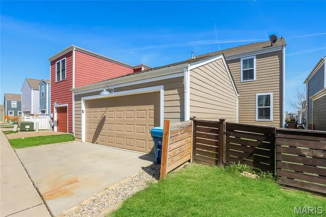 $395,000 | 3234 Starkville Street, St. Charles, MO 63301