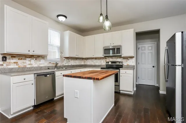$395,000 | 3234 Starkville Street, St. Charles, MO 63301