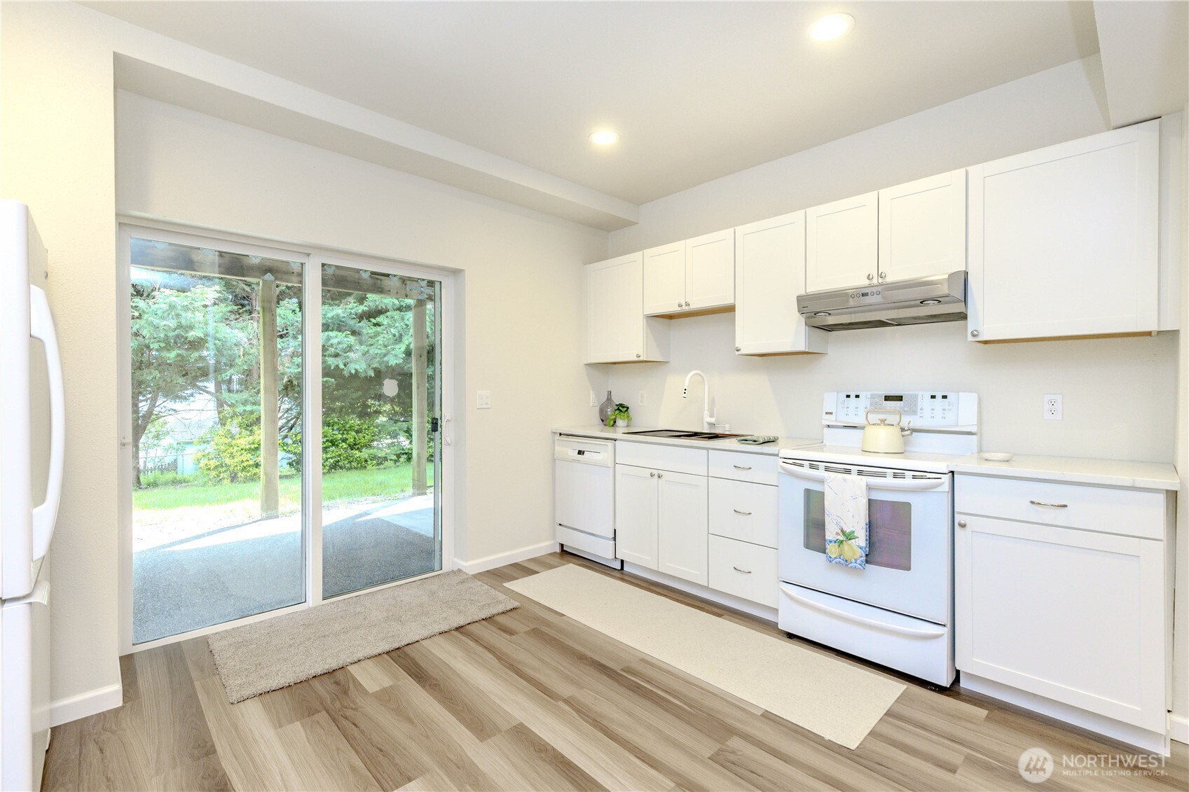 13617 Southeast 197th Place Renton, WA 98058 - Photo 16 of 37 Gallery Image 16