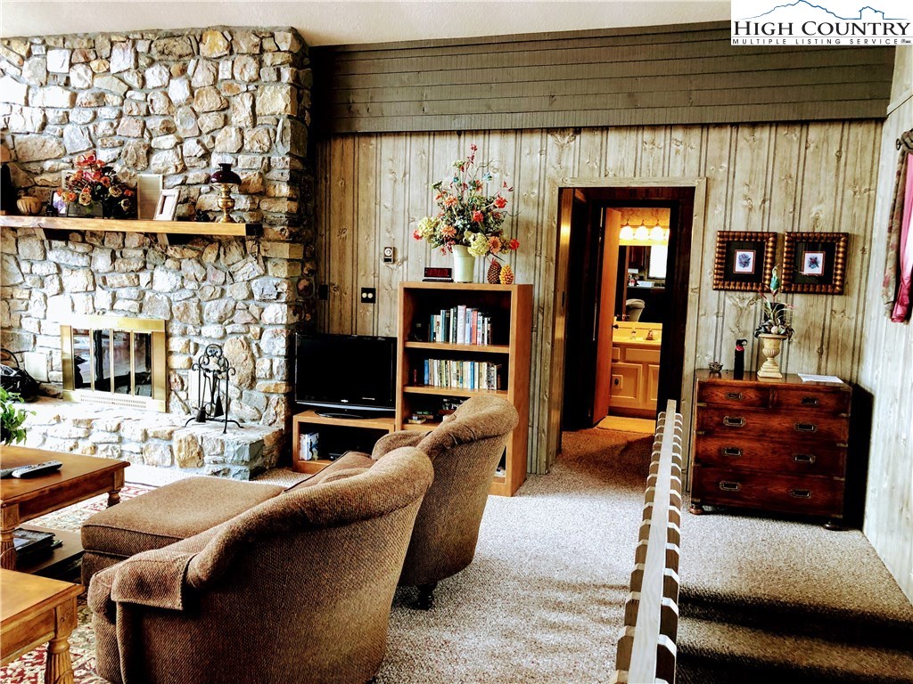208 Grassy Gap Loop Road Beech Mountain, NC 28604 - Photo 15 of 42 Gallery Image 15