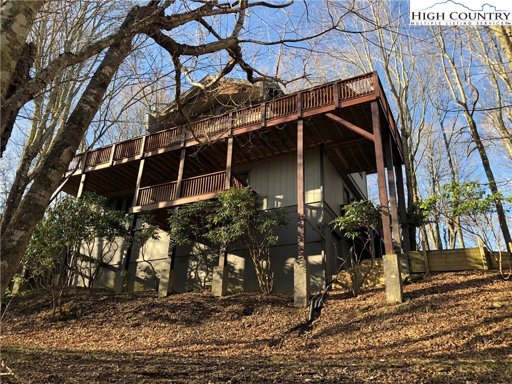208 Grassy Gap Loop Road Beech Mountain, NC 28604 - Photo 36 of 42 Gallery Image 36