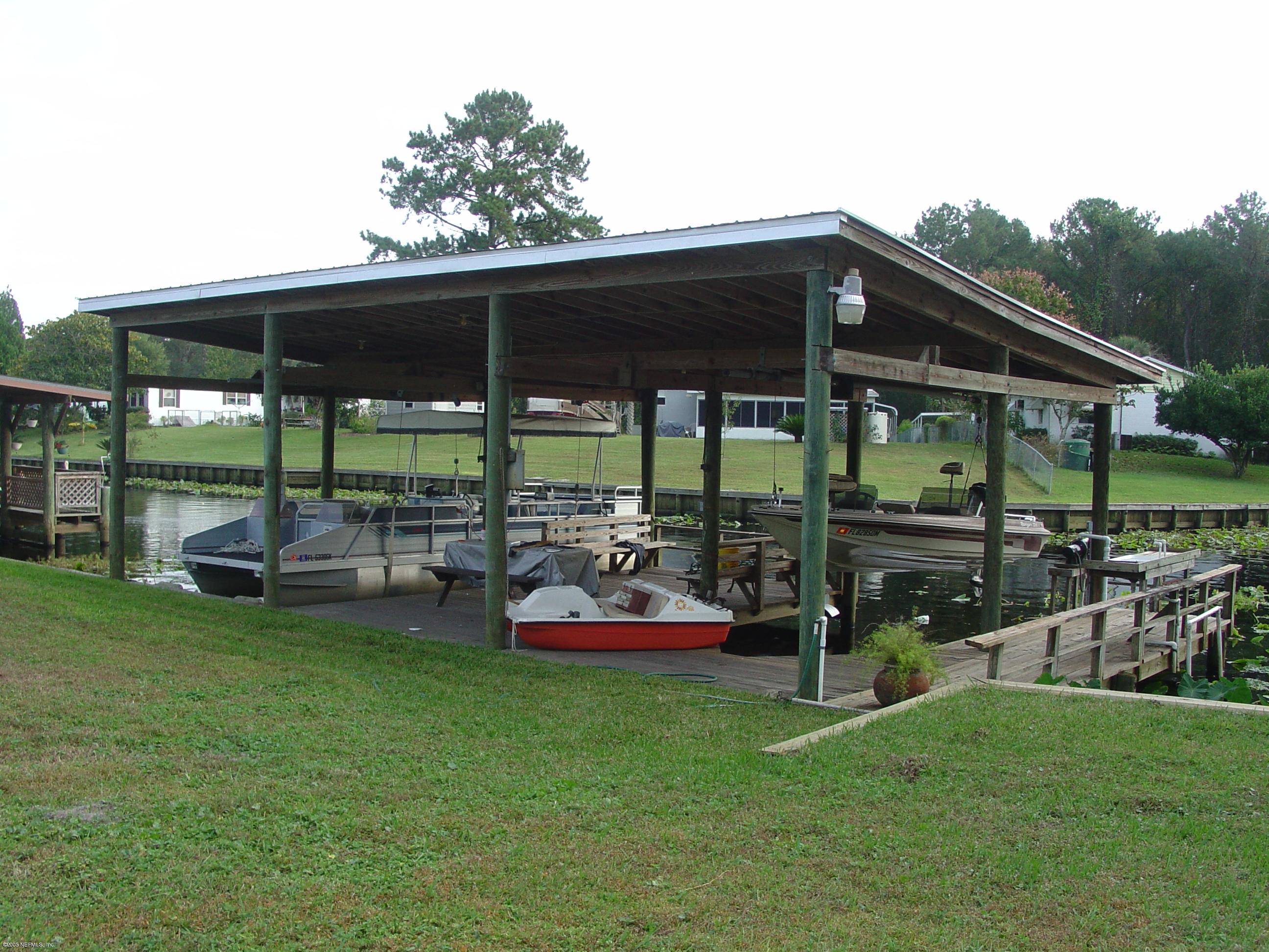 Dock
