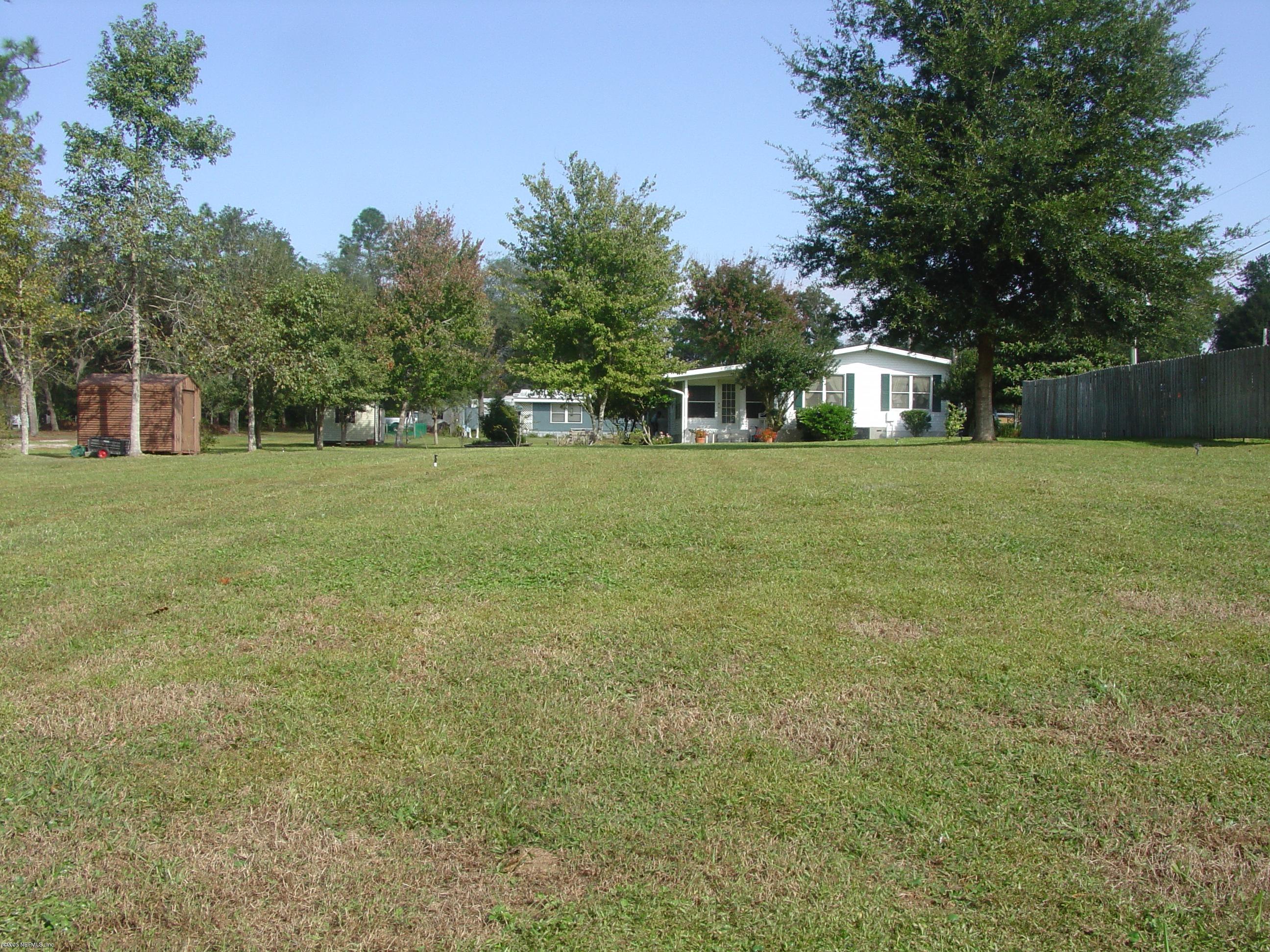 141-141b Riverside Satsuma, FL 32189 - Photo 8 of 8 Waterfront to 141