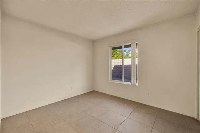 $325,000 | 3081 Sunflower Circle West, Palm Springs, CA 92262