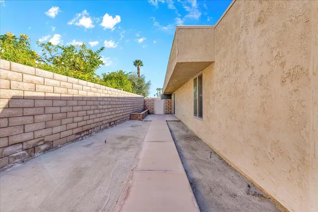 $325,000 | 3081 Sunflower Circle West, Palm Springs, CA 92262
