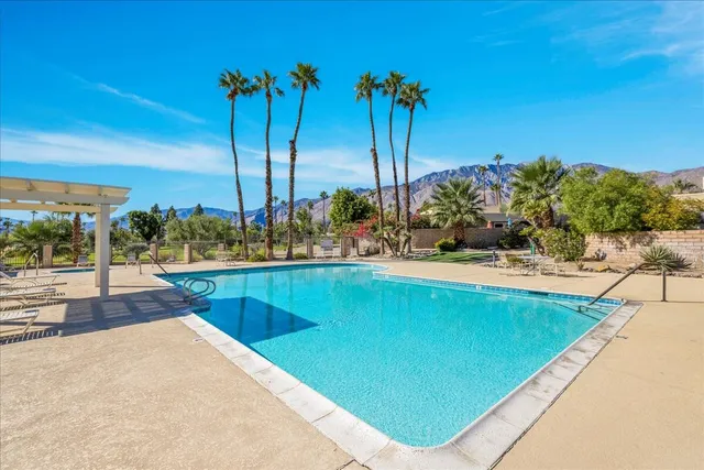 $325,000 | 3081 Sunflower Circle West, Palm Springs, CA 92262