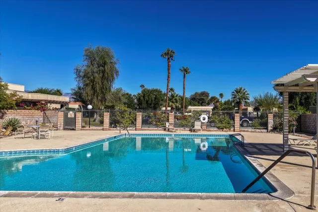 $325,000 | 3081 Sunflower Circle West, Palm Springs, CA 92262