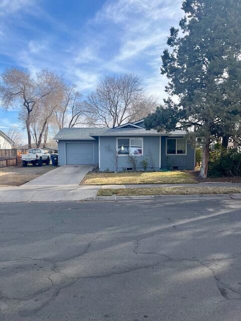 772 Northwest 8th Street Redmond, OR 97756 - Photo 2 of 2 Front of home