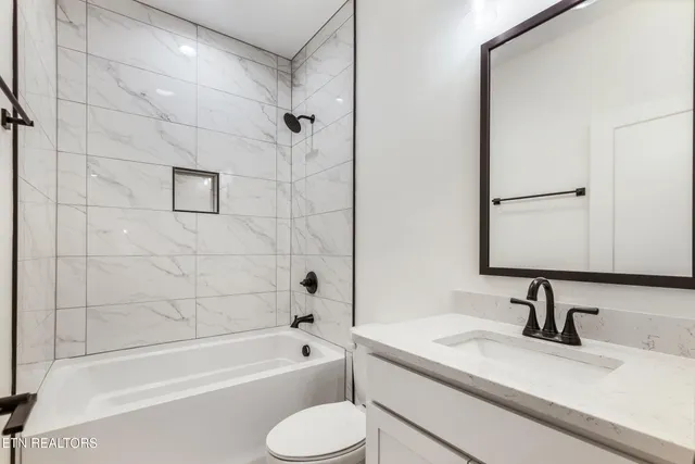 $595,000 | 1309 Ft Craig Trail, Maryville, TN 37803