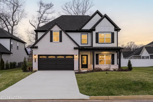 $595,000 | 1309 Ft Craig Trail, Maryville, TN 37803