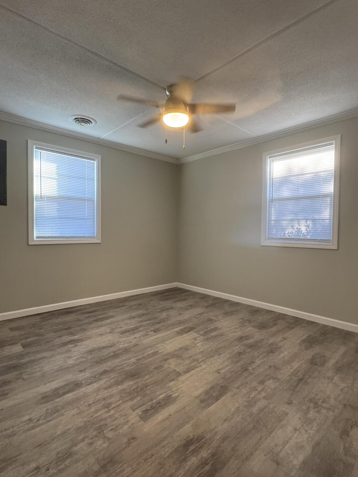 1137 M W Rickenbaker Road Manning, SC 29102 - Photo 11 of 20 IMG_8150