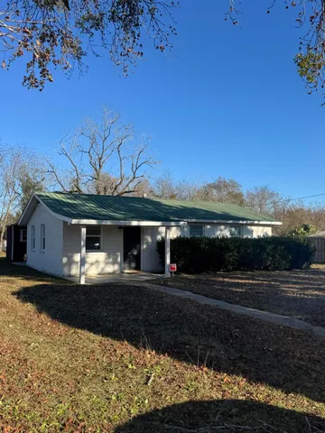 $152,500 | 1137 M W Rickenbaker Road, Manning, SC 29102