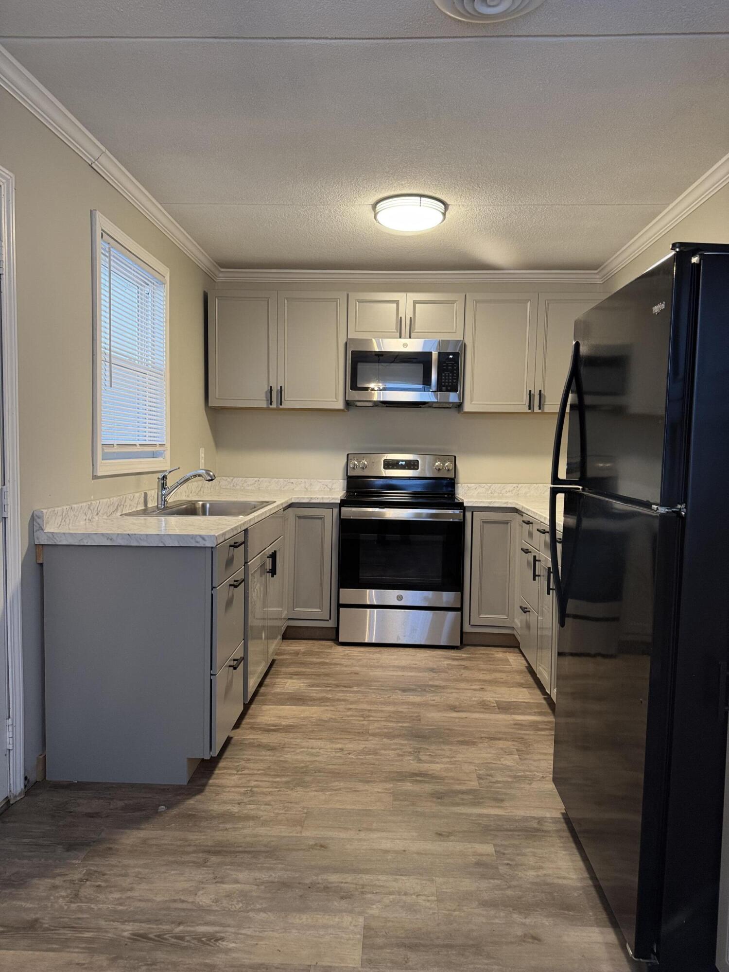 1137 M W Rickenbaker Road Manning, SC 29102 - Photo 7 of 20 IMG_8144