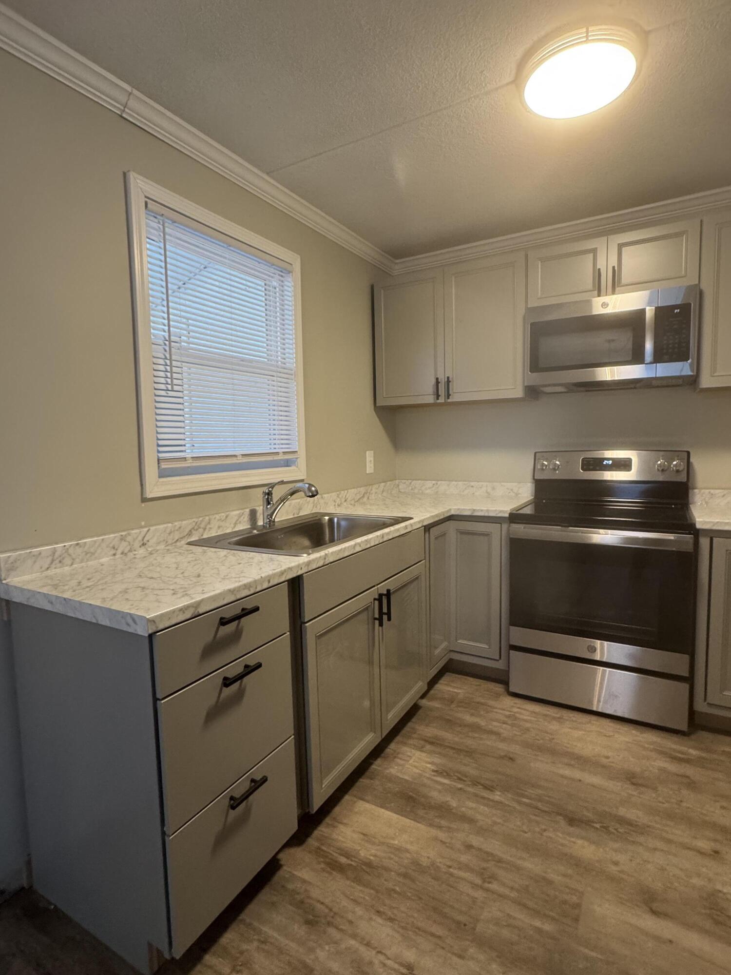 1137 M W Rickenbaker Road Manning, SC 29102 - Photo 9 of 20 IMG_8146