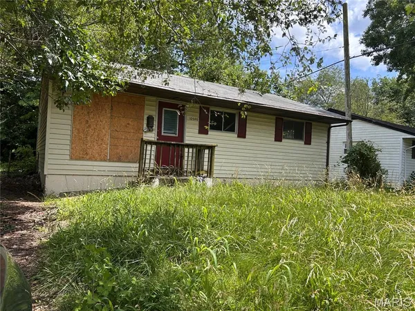 $1 | 10546 Spring Garden Drive, St. Louis, MO 63137