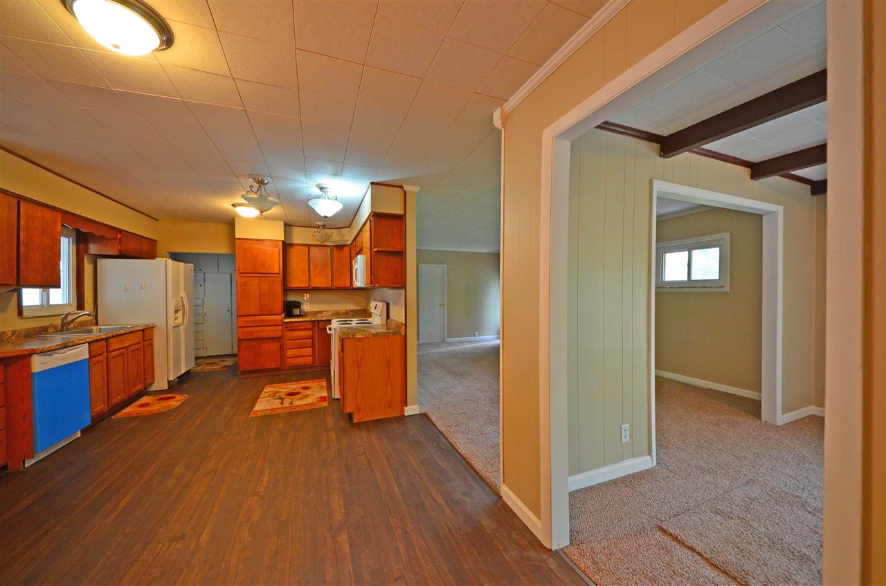 7817 West County Line Road South Roanoke, IN 46783 - Photo 7 of 20