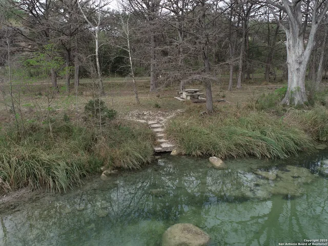 $1,699,999 | 118 Skipping Stone Lane, Concan, TX 78838