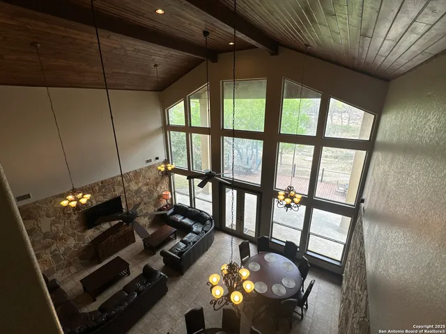 $1,699,999 | 118 Skipping Stone Lane, Concan, TX 78838