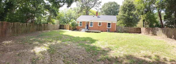 $1,595 | 704 North King Charles Road, Raleigh, NC 27610