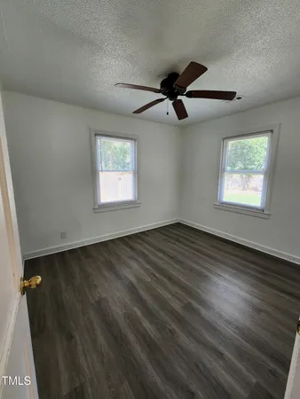 $1,595 | 704 North King Charles Road, Raleigh, NC 27610