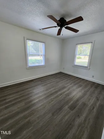 $1,595 | 704 North King Charles Road, Raleigh, NC 27610