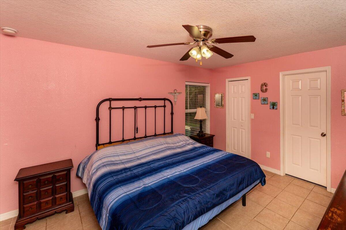 6102 Raintree Trail Fort Pierce, FL 34982 - Photo 17 of 36 17-Raintree-0516