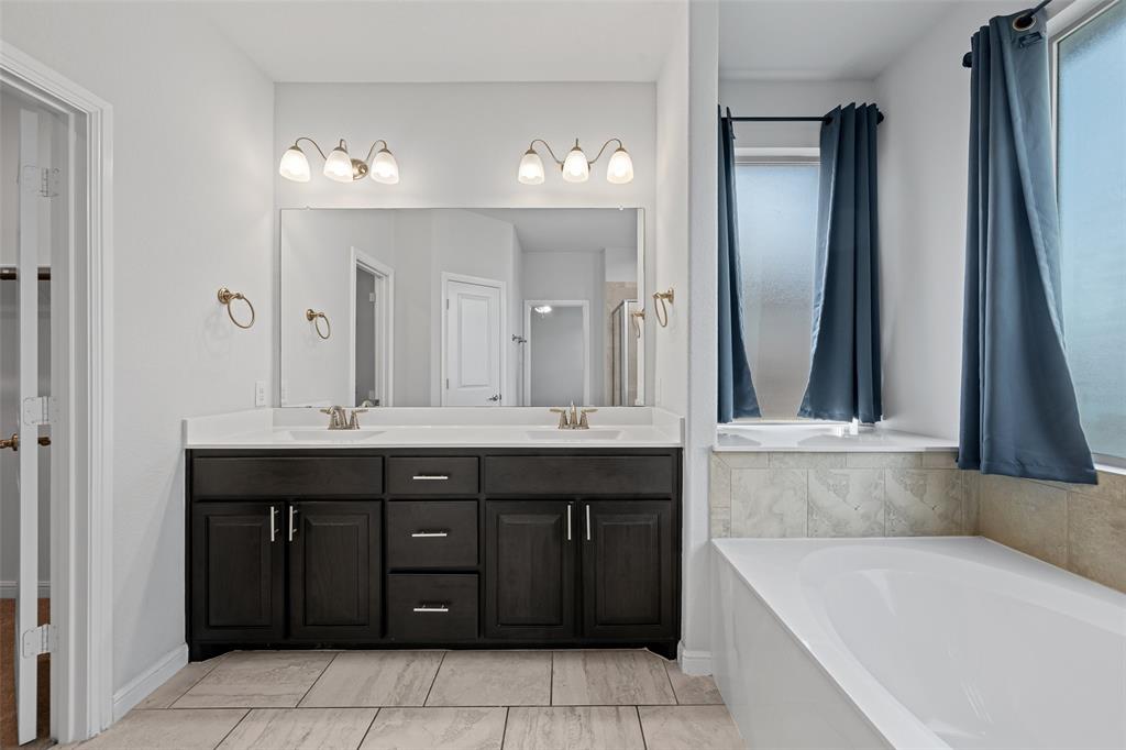 15852 Back Nine Road Fort Worth, TX 76177 - Photo 34 of 37 Gallery Image 34