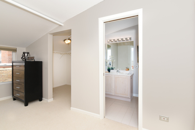 1834 Ridge Avenue, Unit 111 Evanston, IL 60201 - Photo 12 of 18