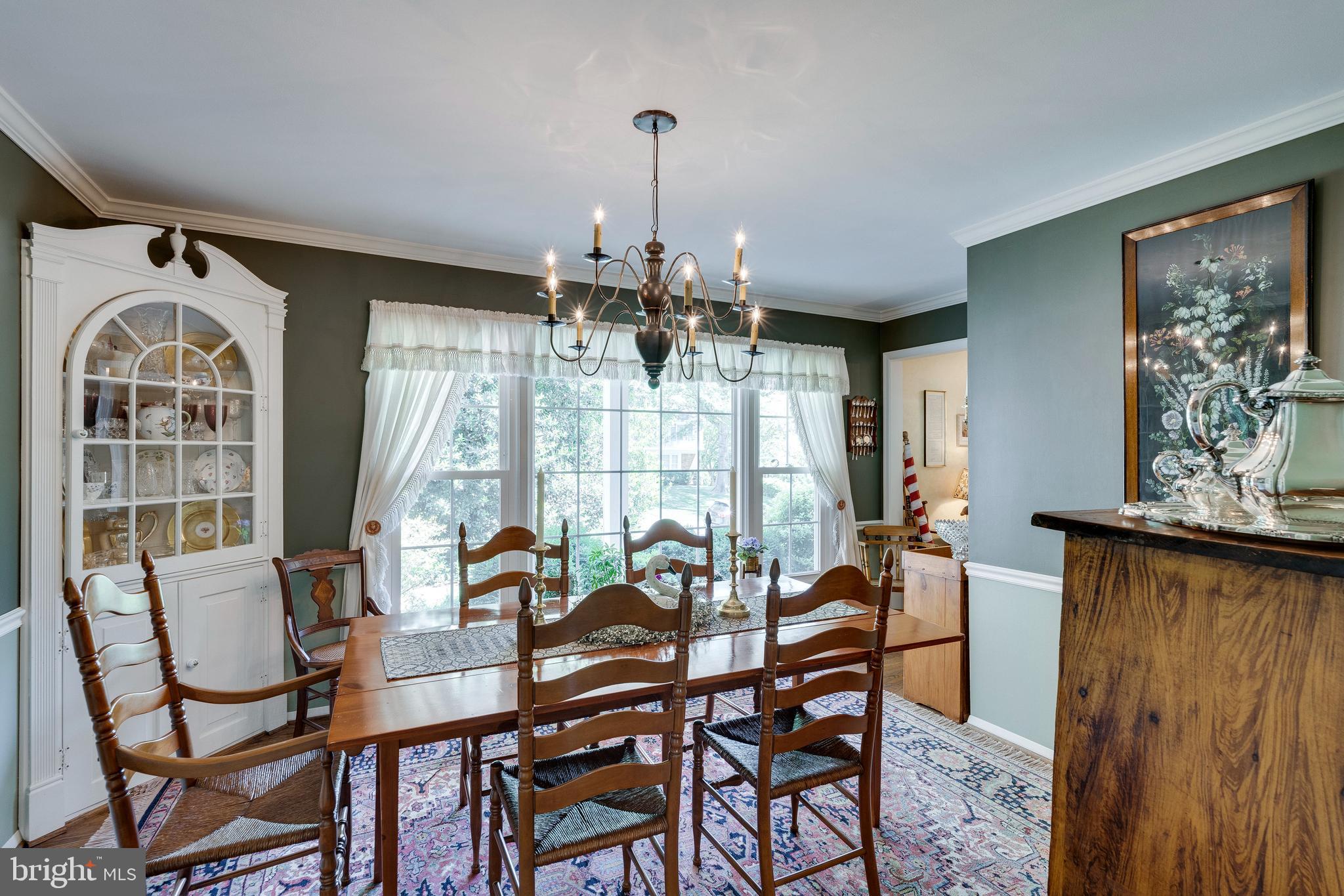 10910 Old Coach Road Potomac, MD 20854 - Photo 13 of 19 Gallery Image 13