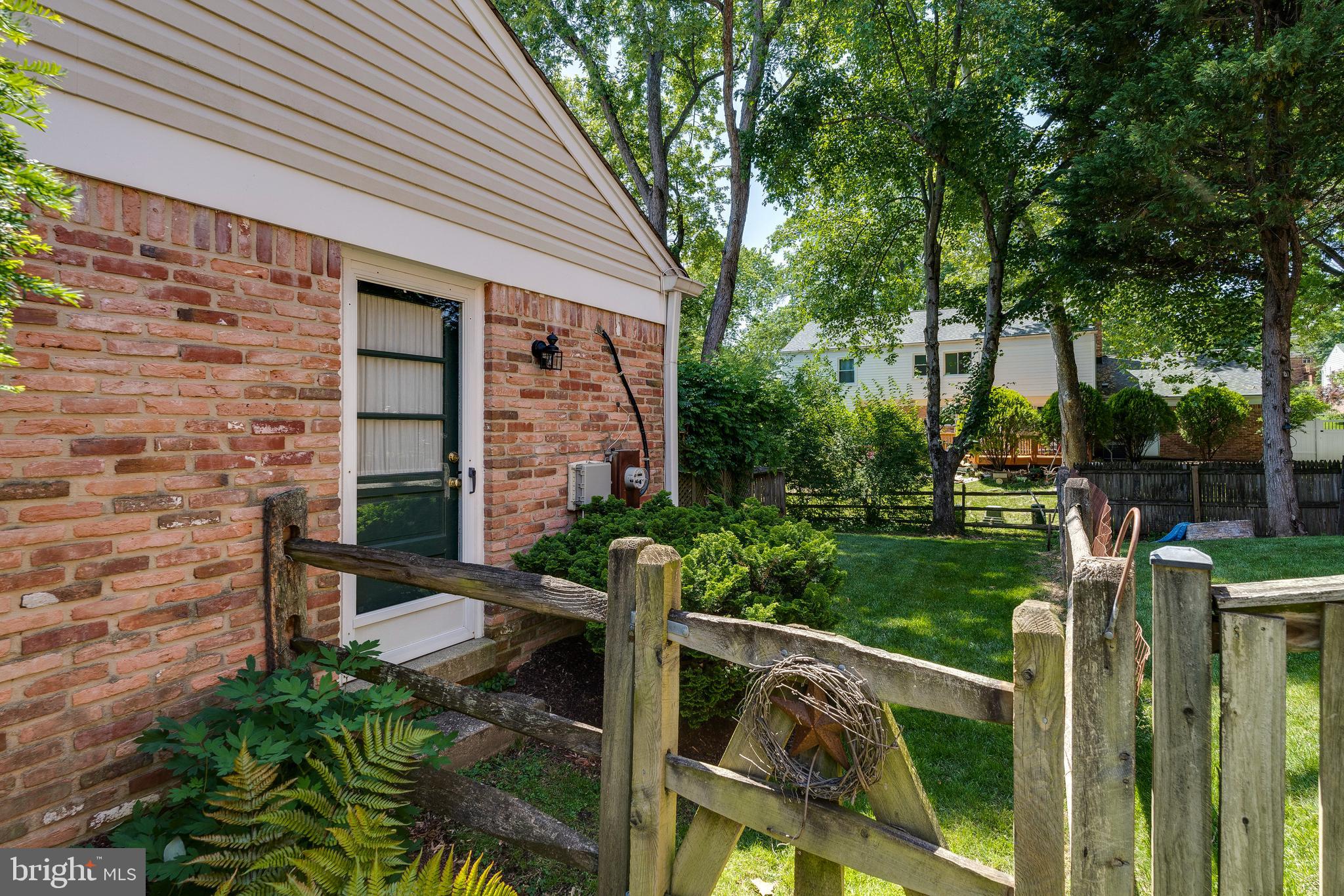 10910 Old Coach Road Potomac, MD 20854 - Photo 19 of 19 Gallery Image 19