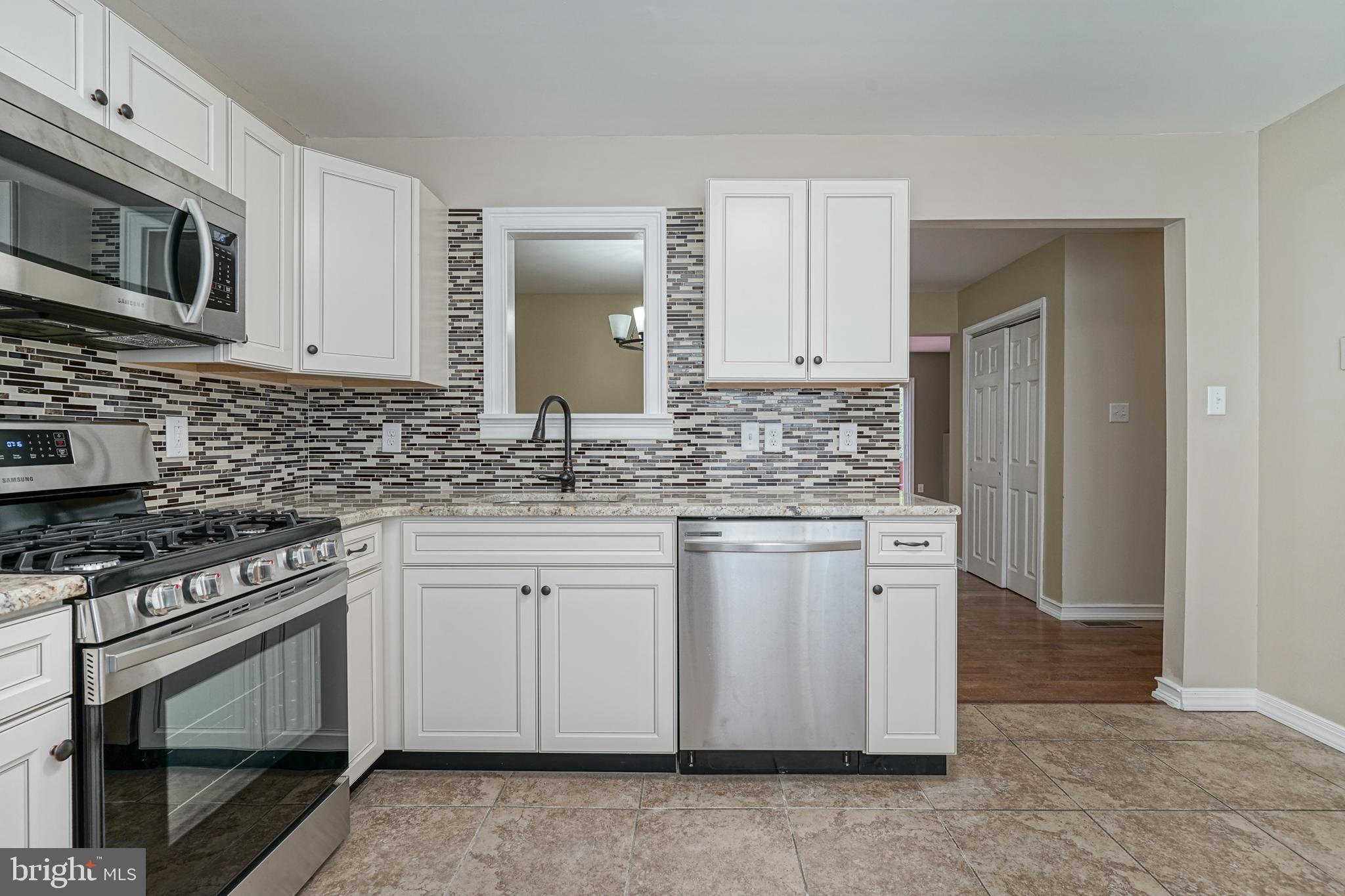 229 Hayes Mill Road Atco, NJ 08004 - Photo 4 of 25 Gallery Image 4