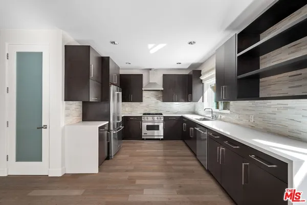 $7,250 | 1745 South Barrington Avenue, Los Angeles, CA 90025