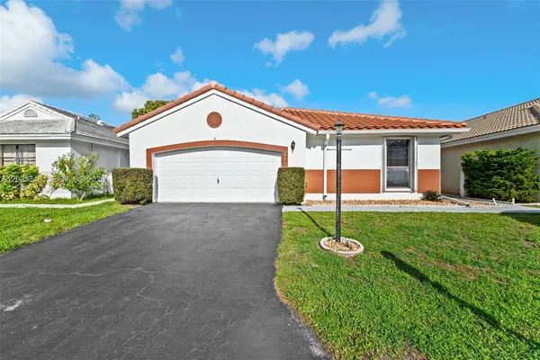 $520,000 | 5901 Chester Lane, Davie, FL 33331