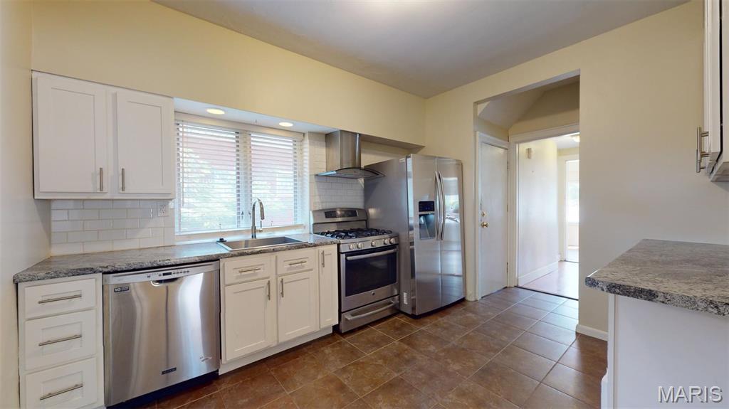 7030 Clayton Road, Unit A Richmond Heights, MO 63117 - Photo 13 of 43