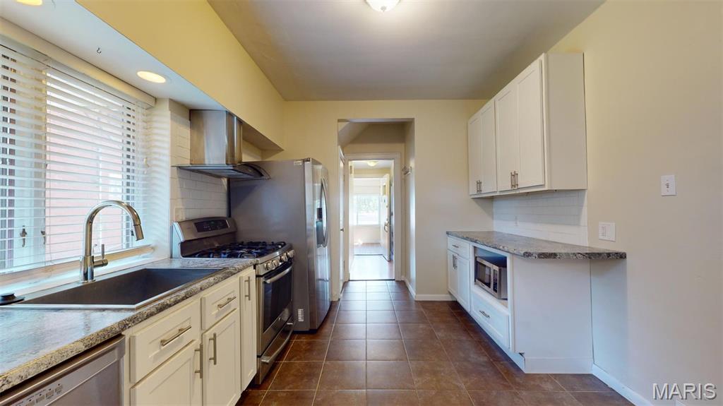7030 Clayton Road, Unit A Richmond Heights, MO 63117 - Photo 14 of 43