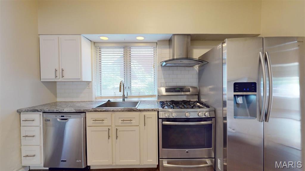 7030 Clayton Road, Unit A Richmond Heights, MO 63117 - Photo 15 of 43