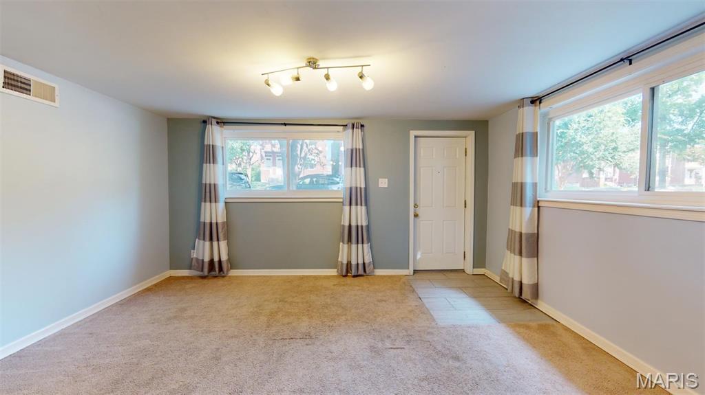7030 Clayton Road, Unit A Richmond Heights, MO 63117 - Photo 31 of 43
