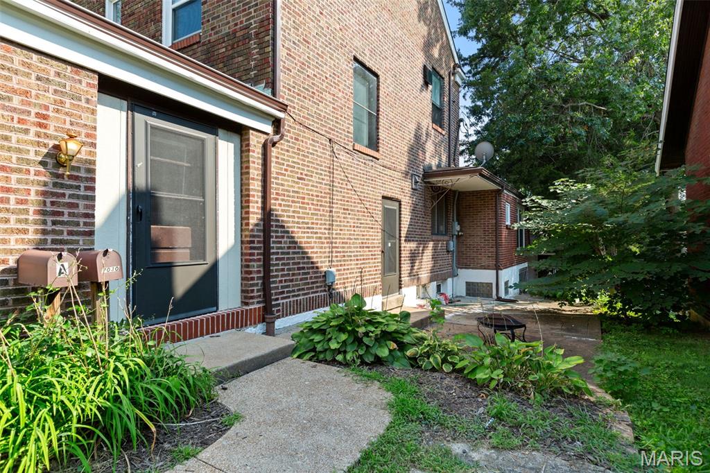 7030 Clayton Road, Unit A Richmond Heights, MO 63117 - Photo 41 of 43