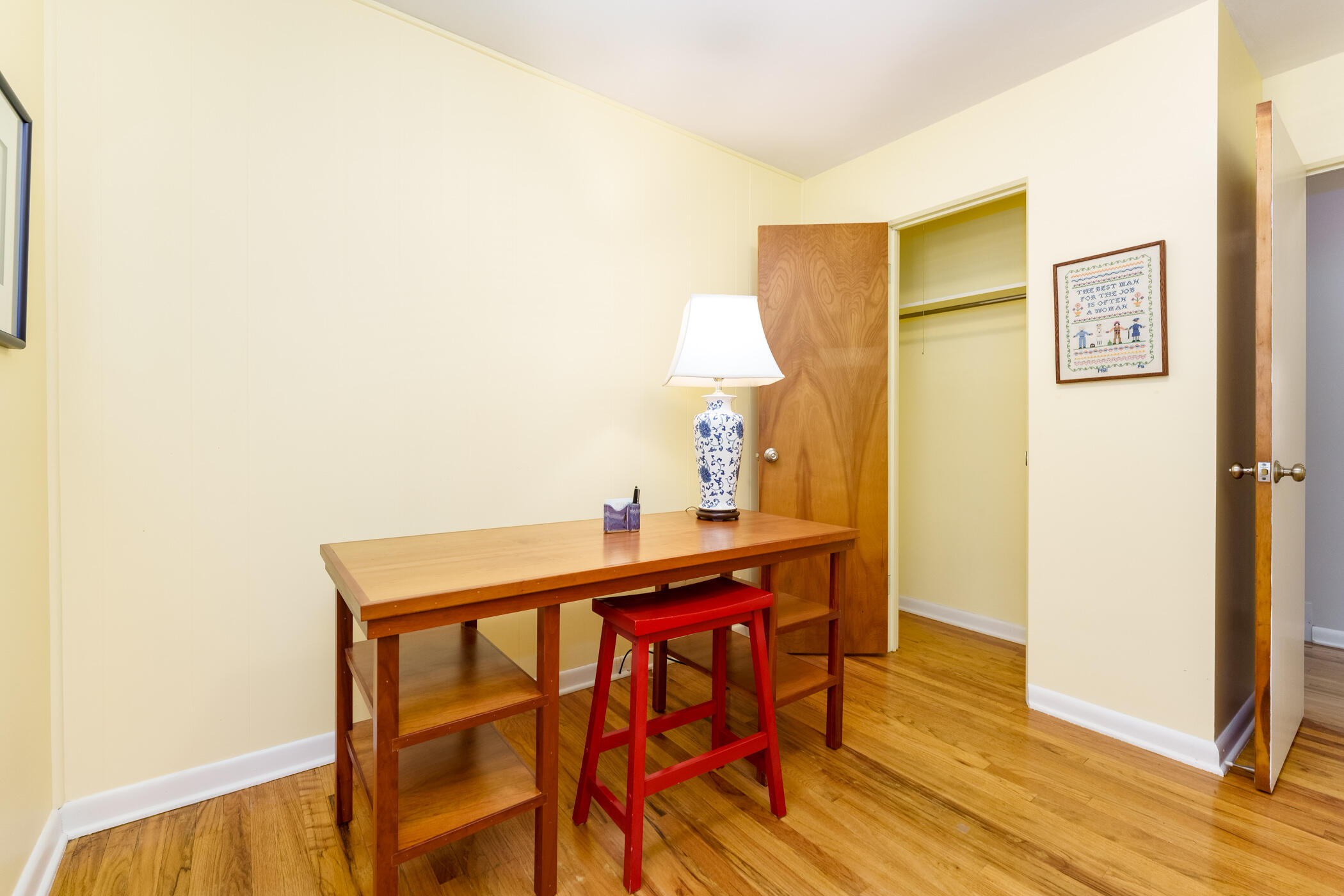 2232 Rambling Road Kalamazoo, MI 49008 - Photo 13 of 39 Rambling_Rd_2232_Kalamazoo_49008-16