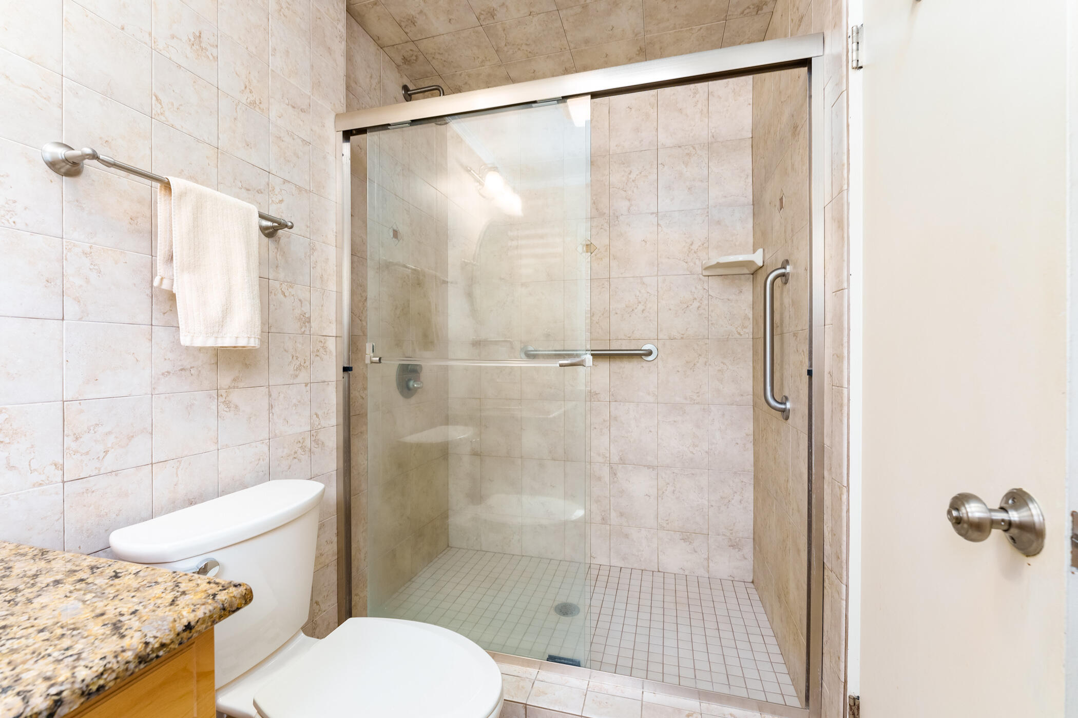 2232 Rambling Road Kalamazoo, MI 49008 - Photo 21 of 39 Rambling_Rd_2232_Kalamazoo_49008-24
