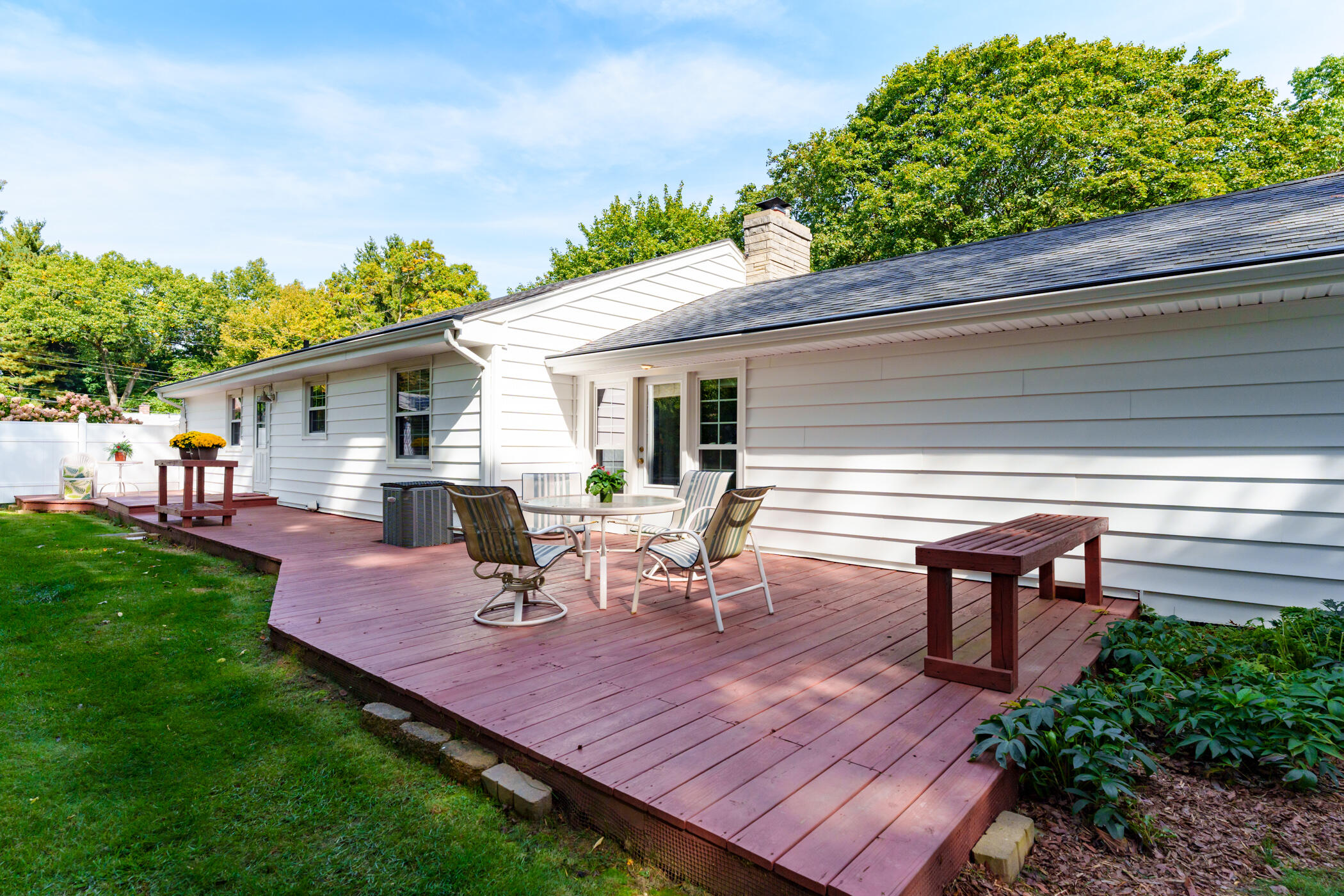 2232 Rambling Road Kalamazoo, MI 49008 - Photo 37 of 39 Rambling_Rd_2232_Kalamazoo_49008-40