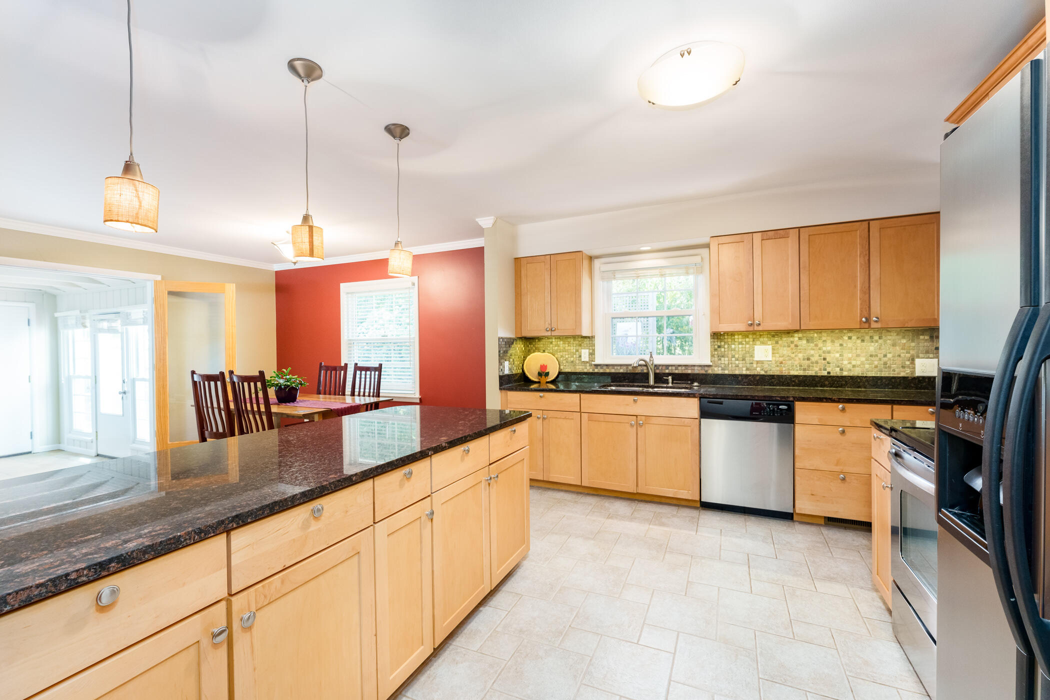 2232 Rambling Road Kalamazoo, MI 49008 - Photo 4 of 39 Rambling_Rd_2232_Kalamazoo_49008-6
